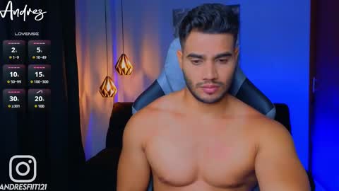 Snapshot of andresfiit chatting on 03-08-25, 08:55 Andres online show from 03-08-25, 08:55