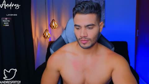 Snapshot of andresfiit chatting on 03-09-25, 09:57 Andres online show from 03-09-25, 09:57