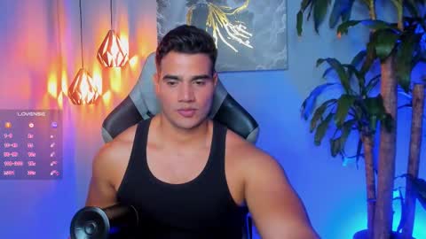 Snapshot of andresfiit chatting on 10-23-25, 01:49 Andres online show from 10-23-25, 01:49