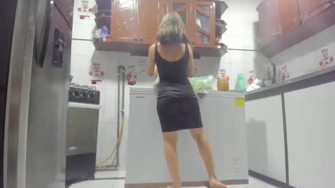 Isa  --------- online show from 12-11-24, 01:37