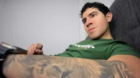 Snapshot of andresjuan92 chatting on 07-21-26, 03:20 onlyfanscallmegotter online show from 07-21-26, 03:20