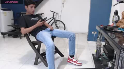 Andres Dean online show from 12-16-24, 01:21