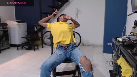 Andres Dean online show from 01-30-25, 01:33