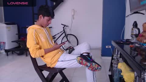 Andres Dean online show from 02-10-25, 05:19