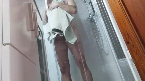 Snapshot of andreudickhard91 chatting on 01-12-25, 11:17 Andreu online show from 01-12-25, 11:17