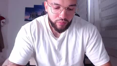 andrew_holden__ online show from 11-20-25, 09:47