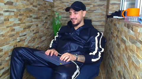 MasterRomania  online show from 12-20-24, 04:53