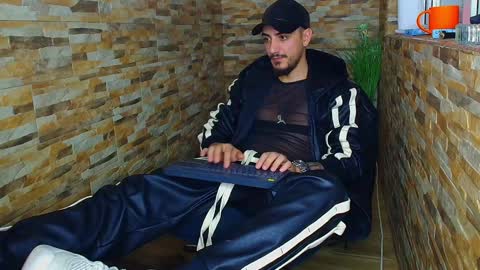 MasterRomania  online show from 12-23-24, 10:32