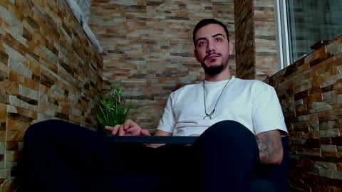 MasterRomania  online show from 01-28-25, 04:39