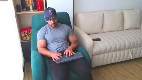 Andrew online show from 01-28-25, 05:14