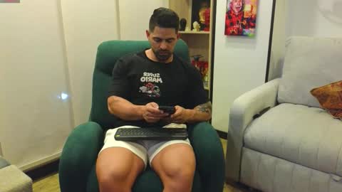 Andrew online show from 02-06-26, 01:54