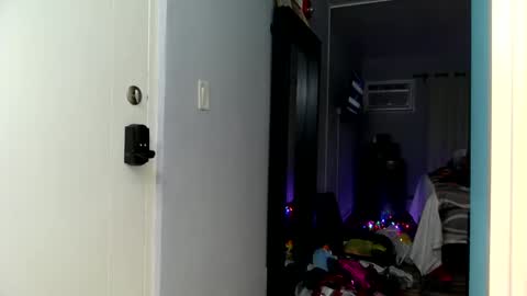 andrewgennie online show from 12-08-24, 02:18