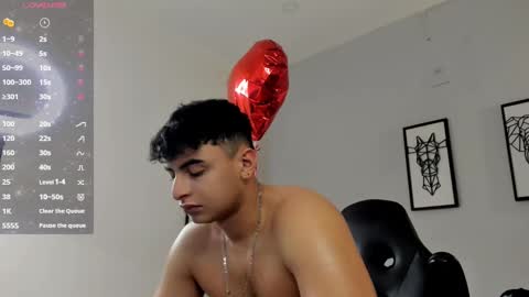 Andrewlamar21 online show from 02-13-25, 05:11