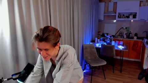 Andrew online show from 03-07-25, 07:49