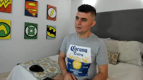 Snapshot of andrhes_muller chatting on 02-17-25, 01:42 andrhes muller online show from 02-17-25, 01:42