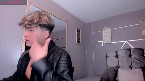      online show from 01-24-25, 01:14