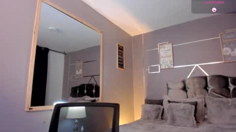      online show from 02-07-25, 12:50