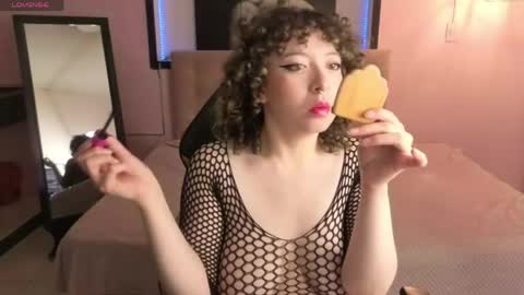 androm3da_ online show from 04-28-26, 07:19