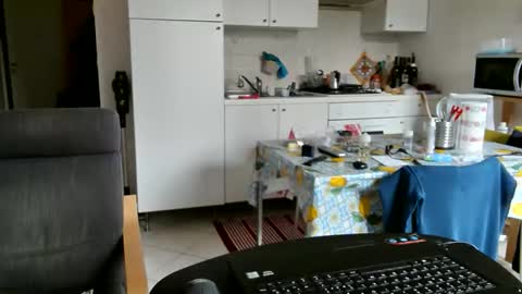 Snapshot of androx77 chatting on 02-07-26, 10:30 androx77 online show from 02-07-26, 10:30