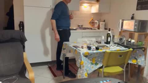 Snapshot of androx77 chatting on 02-24-26, 06:50 androx77 online show from 02-24-26, 06:50