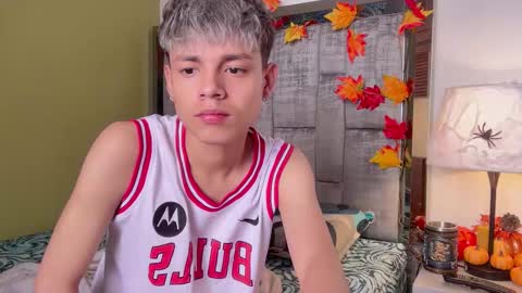 Andy online show from 10-24-25, 01:07