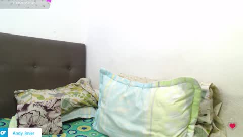 Snapshot of andy_bunny_lover chatting on 10-18-25, 04:37 ANDY online show from 10-18-25, 04:37