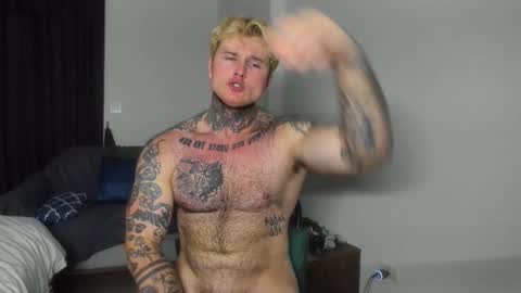 Snapshot of andy_hunk chatting on 01-08-25, 05:05 Andrew online show from 01-08-25, 05:05