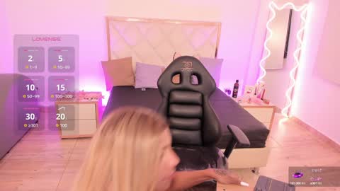 Snapshot of andy_tay1 chatting on 01-22-25, 03:09 Andy tay online show from 01-22-25, 03:09