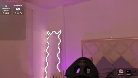 Snapshot of andy_tay1 chatting on 02-06-25, 03:37 Andy tay online show from 02-06-25, 03:37