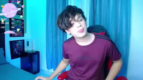 Snapshot of andyboy_19 chatting on 02-19-25, 01:18 andy online show from 02-19-25, 01:18