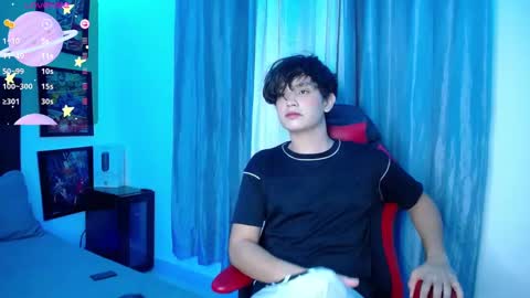 Snapshot of andyboy_19 chatting on 02-21-25, 03:12 andy online show from 02-21-25, 03:12