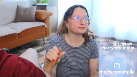 Snapshot of andycherrysecrets chatting on 02-04-26, 08:58 Cherry online show from 02-04-26, 08:58