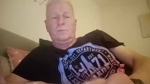 Snapshot of andyk1704 chatting on 02-03-25, 12:14 andyk1704 online show from 02-03-25, 12:14