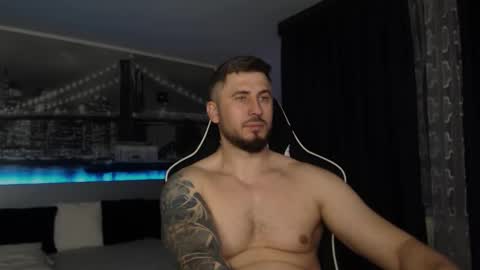 Snapshot of andysoul340 chatting on 01-11-25, 04:16 Magic Andy online show from 01-11-25, 04:16