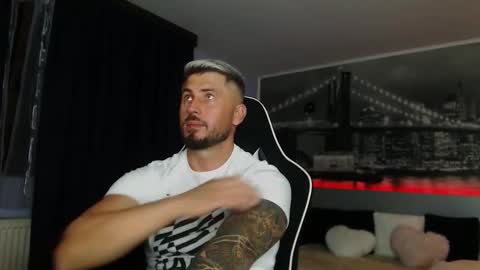 Snapshot of andysoul340 chatting on 10-02-25, 06:26 Magic Andy online show from 10-02-25, 06:26