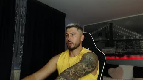 Snapshot of andysoul340 chatting on 10-05-25, 06:39 Magic Andy online show from 10-05-25, 06:39