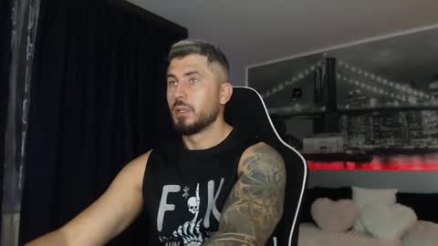 Snapshot of andysoul340 chatting on 10-28-25, 12:58 Magic Andy online show from 10-28-25, 12:58