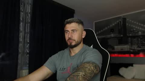 Snapshot of andysoul340 chatting on 11-07-25, 12:21 Magic Andy online show from 11-07-25, 12:21