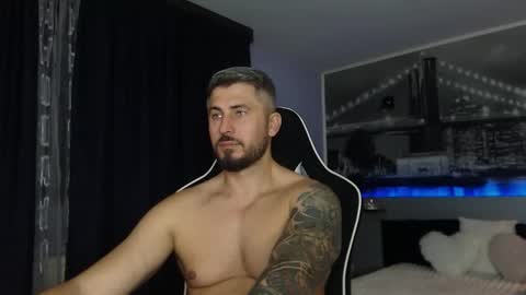 Snapshot of andysoul340 chatting on 11-12-25, 01:50 Magic Andy online show from 11-12-25, 01:50