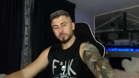 Snapshot of andysoul340 chatting on 11-15-25, 01:03 Magic Andy online show from 11-15-25, 01:03