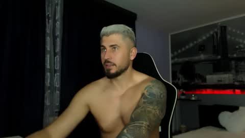 Snapshot of andysoul340 chatting on 11-30-25, 01:31 Magic Andy online show from 11-30-25, 01:31