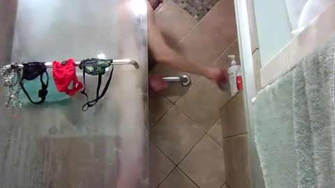 Snapshot of andywan94 chatting on 12-04-24, 10:13 andywan94 online show from 12-04-24, 10:13