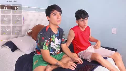 Snapshot of andyy_big_cock chatting on 10-14-25, 07:47 Andy online show from 10-14-25, 07:47