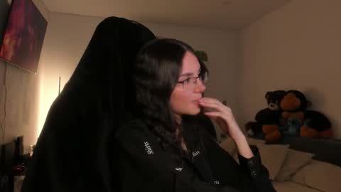      online show from 03-01-26, 02:57