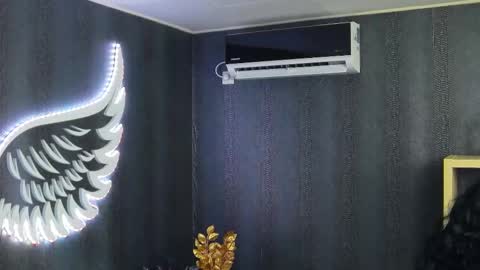 Anne online show from 02-18-25, 09:20