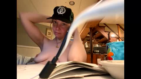 Snapshot of aneoakley chatting on 11-04-25, 01:10 aneoakley online show from 11-04-25, 01:10