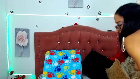 Snapshot of ange_drty chatting on 01-18-25, 12:46 ange_drty online show from 01-18-25, 12:46