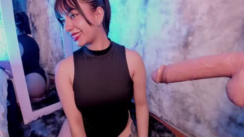 Snapshot of angeel___ chatting on 07-30-26, 04:33 angeel___ online show from 07-30-26, 04:33