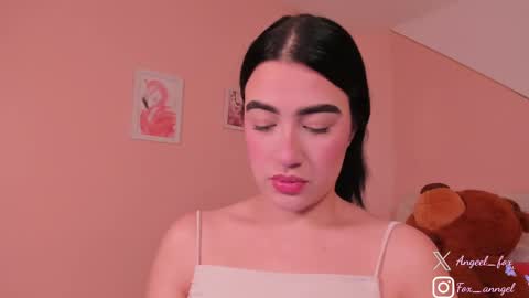 Snapshot of angeel_fox chatting on 09-25-25, 03:54 Angel  online show from 09-25-25, 03:54