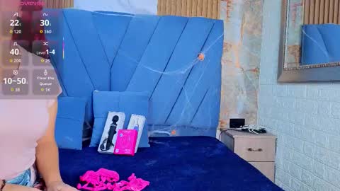 Snapshot of angel__red_ chatting on 10-22-25, 03:18 angel__red_ online show from 10-22-25, 03:18